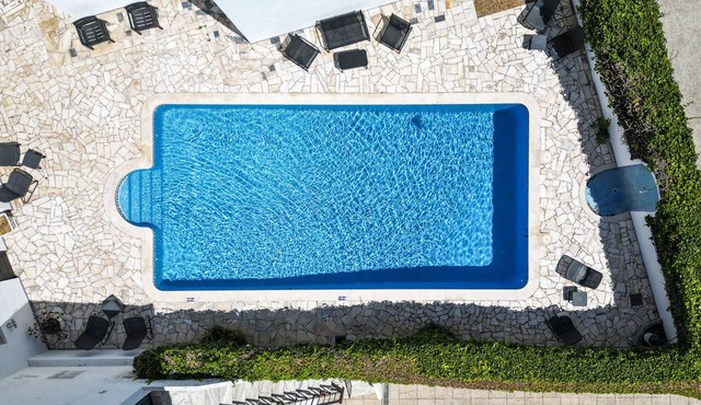 #391 Charming Villa | Shared Pool & Garden in Albufeira