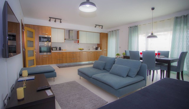 5 Star Villa Surf and Stones Apartment - Beachfront Coastal Escape