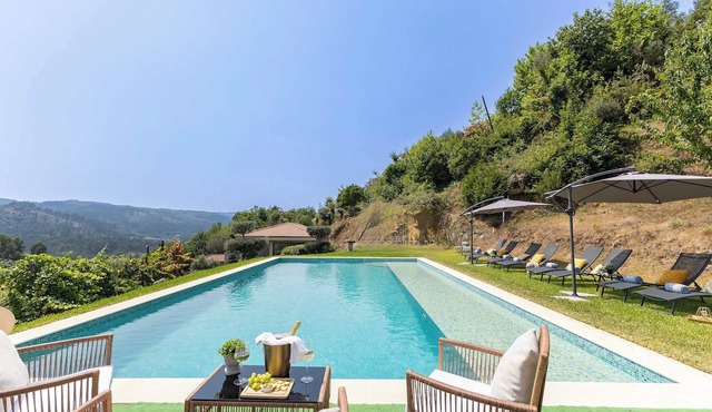 7 Suites & Pool, Geres Gateway - Portugal Active in Vieira do Minho