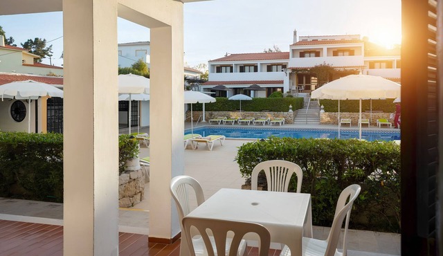 Albufeira Coastal Stay Moments from Beaches and Nightlife Hotspots in Albufeira