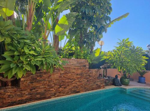 Algarve Stunning Villa With Pool by Homing