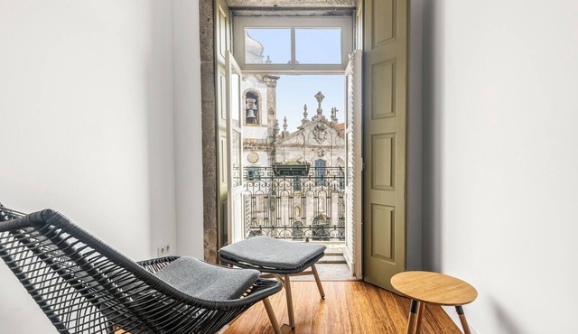 Almond Biscuit - Historic Center Harbor in Porto