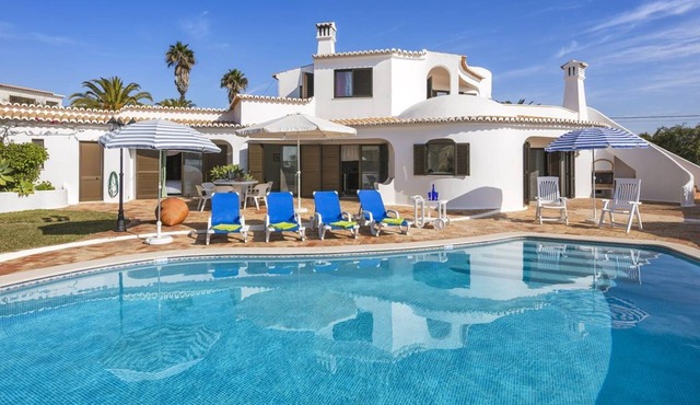 Amazing Carvoeiro Villa | 4 Bedrooms | Villa Jasmin | Walking Distance