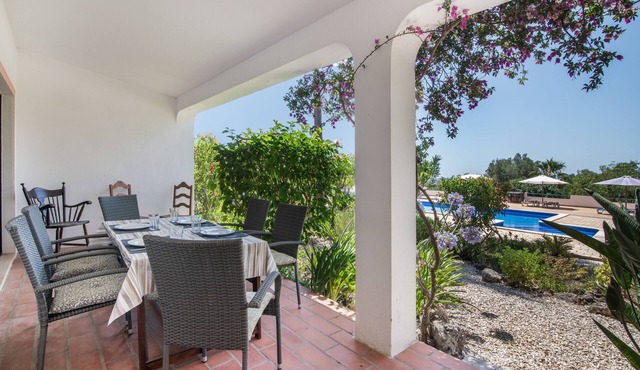 Apartment 'Two Bedroom 4' with Shared Pool, Wi-Fi and Air Conditioning