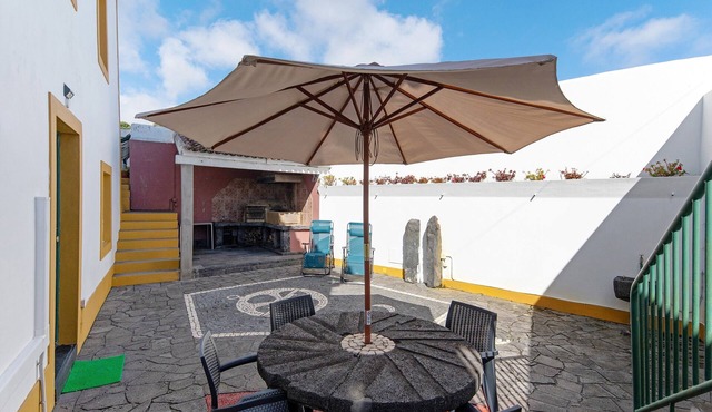 Apartment 'Casa Do Largo - Acores' with Wi-Fi and Air Conditioning in Ponta Delgada