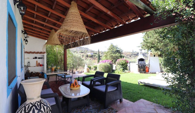 Apartment 'Casa Azul' with Mountain View, Shared Pool and Wi-Fi