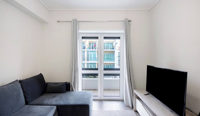 Apartment 'Pé Na Areia' with Sea View, Balcony and Wi-Fi