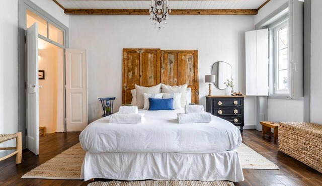 Apartment 'Dazzling House Alentejo' with Private Terrace, Wi-Fi and Air Conditioning