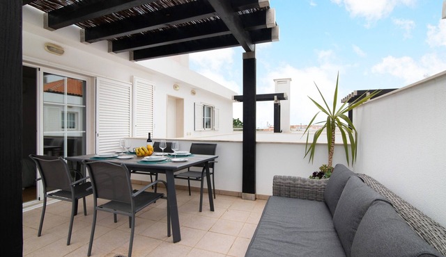 Apartment 'Vista Mar' with Sea View, Wi-Fi and Air Conditioning