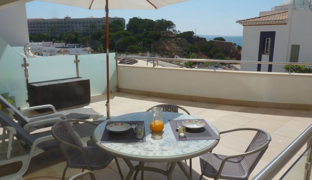 Apartment With Front Line Sea Views And Large Balcony,150m From Beach,