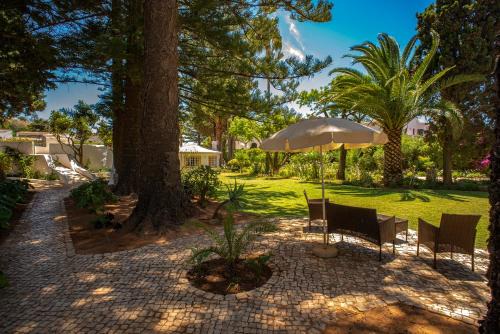 Apartment with Garden View in Luz