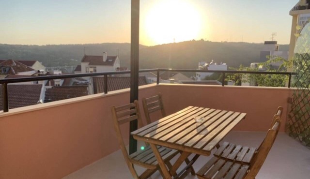 Apartment3 with terrace and a view near Amoreiras