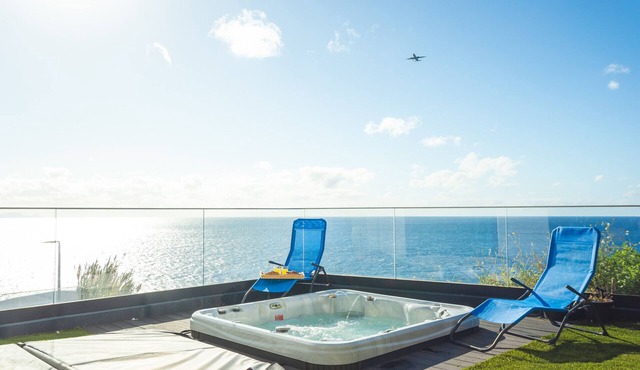 Aqui Há Casa by Atlantic Holiday in Gaula