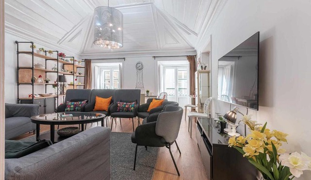 Bairro Alto Palace Special for Groups up to 24 guests