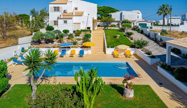 Beautiful Algarve Holiday Villa, With Private Pool, Heated Pool(opcional), Wi-FI