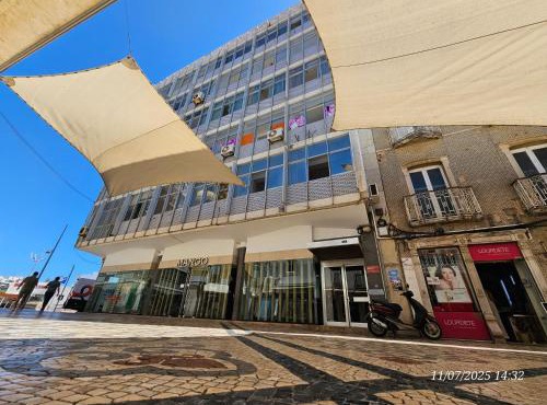 Blife Tonya - private rooms at Santantonya 1st floor in Faro