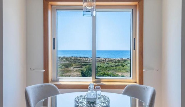Blue Frame | Ocean front