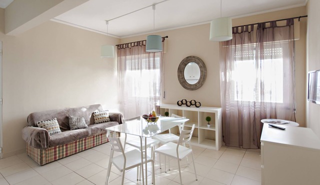 Bluesky in Faro With 1 Bedrooms and 1 Bathrooms in Faro