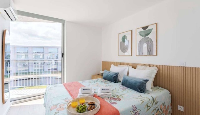 Bright Flat with Balcony and Garage by HostWise