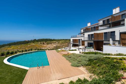 Bright & Stylish Retreat by the Sea Near Ericeira