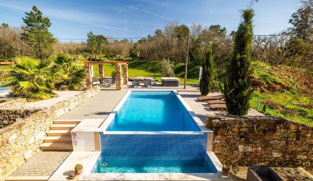 Bugan Villa in Ferreira do Zezere