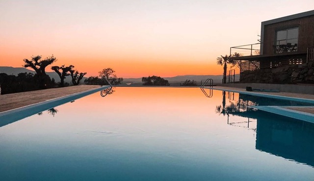 Bungalow com Piscina,valença Izibookings in Valenca