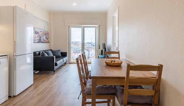 Caparica 2BR near Beach by LovelyStay in Costa da Caparica