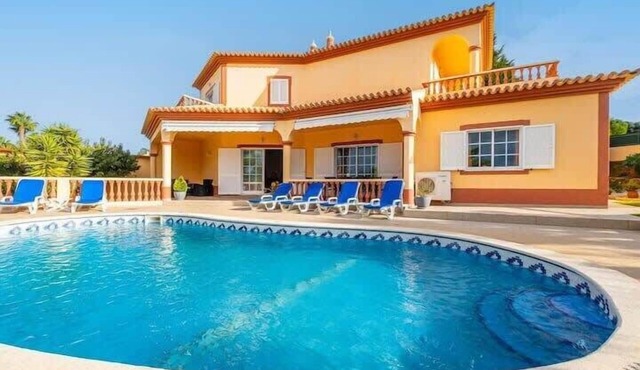 Casa Bella Vista - Fantastic views of the Algarvian mountains, Monchique.
