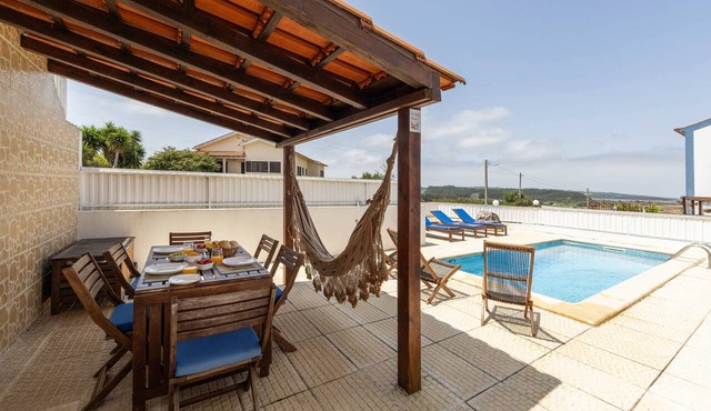 Casa Burgues Mar & Lagoa - Private Pool in Óbidos