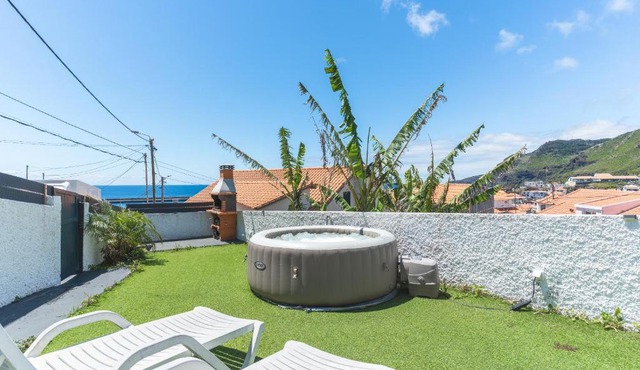 Casa da Avo by Atlantic Holiday in Machico