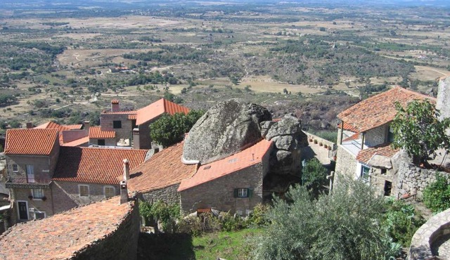 Casa da Gruta (Cave House) in Idanha-a-Nova
