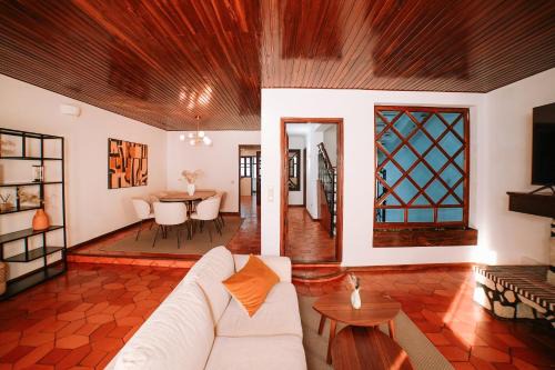 Casa da Laranja by Quantique in Peso da Regua