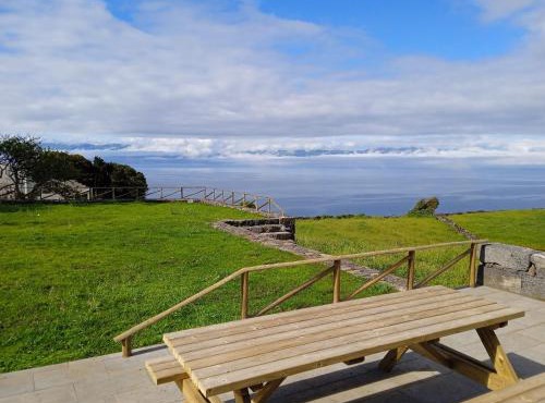 Casa da Ribeirinha in Lajes do Pico
