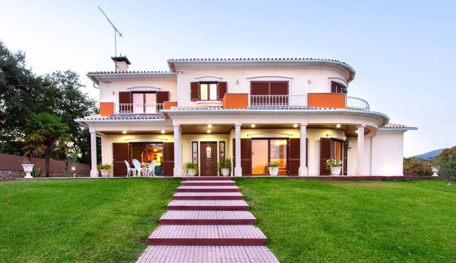 Casa do Casalinho, all the amenities, a quiet location, surrounded by nature in Avelar
