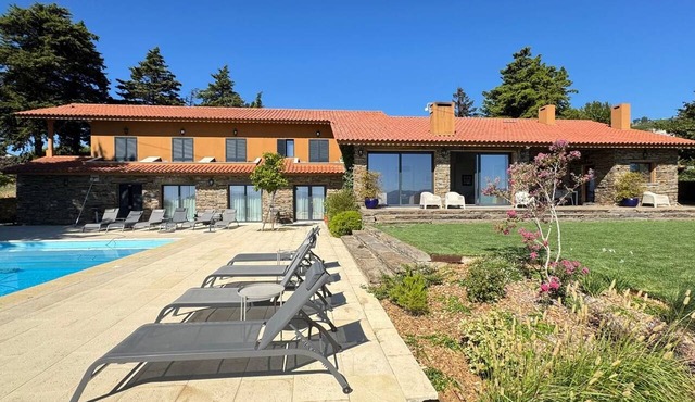Casa do Paço | Private villa overlooking the Douro River in Fontelas