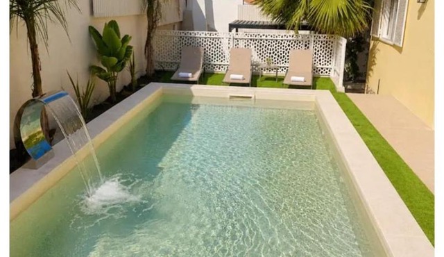 Casa do Pinheiro in Faro
