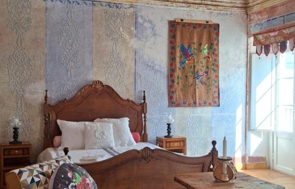 Casa do Rouxinol in Setubal