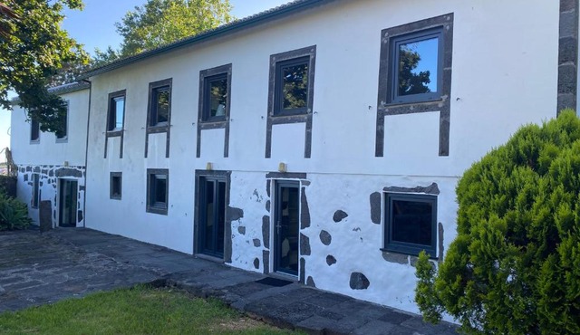 Casa dos Santos Historic Azorean Estate in Horta