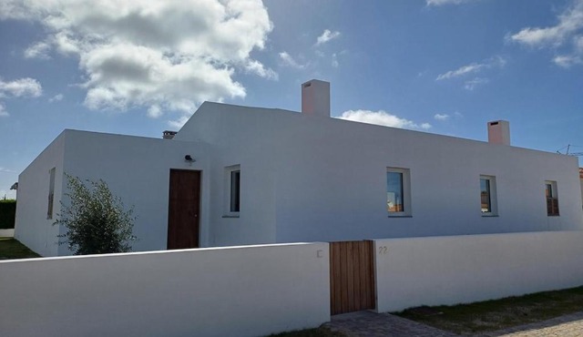 Casa Fá, Casa nova, aquecimento e Wi-Fi rápido in Aljezur
