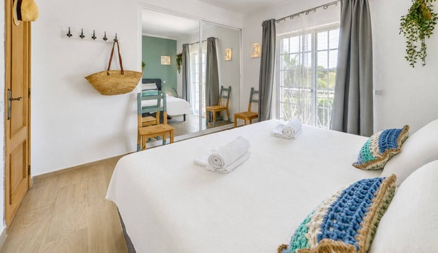 Casa Flamingo – Stylish Algarve Escape in Lagoa