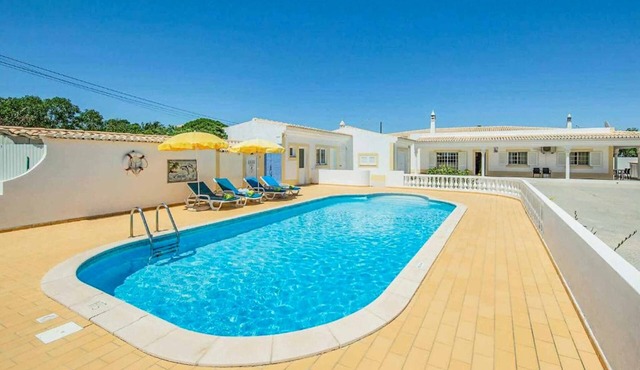 Casa Luz - Three Bedroom Villa, Sleeps 6