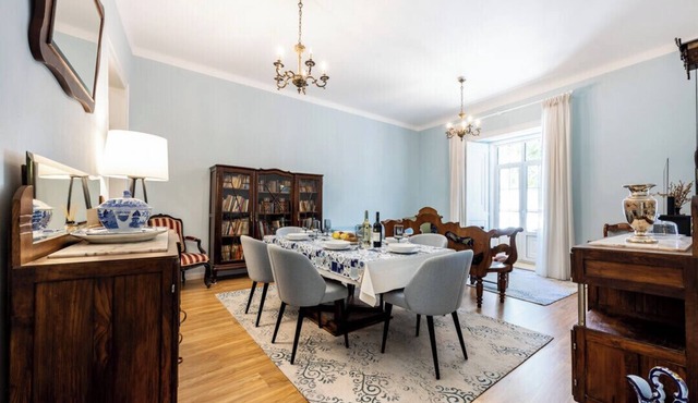Casa Matias - Stylish 4BR Apartment Lagos Old Town