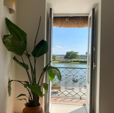 Casa Mondina Townhouse in Setubal