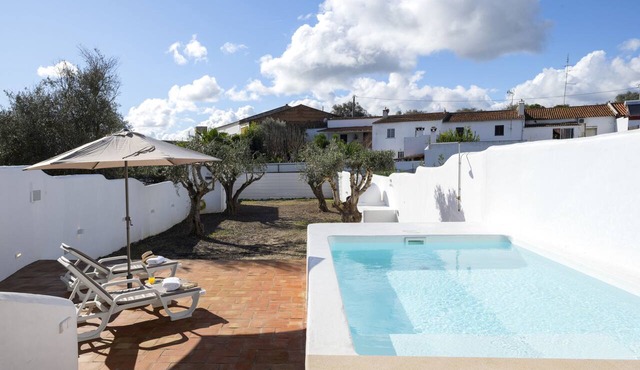 Casa Oliva Refúgio Rural Contemporâneo
