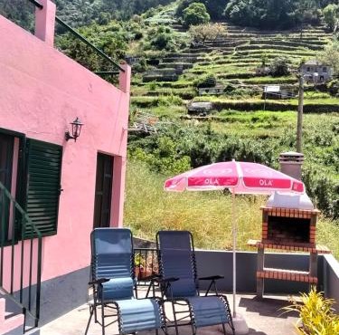 Casa Rosa in Ribeira Brava