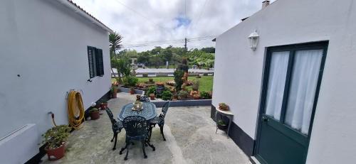 Casa Santos in Angra do Heroismo
