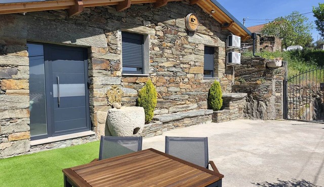Castas D'ouro Guest House in Casal de Loivos