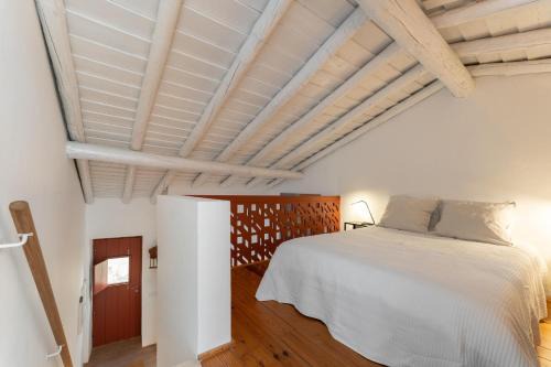 Castelo Mezzanine in Redondo