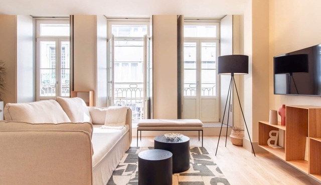 Catarina 392 | Chic Studio by LovelyStay in Porto