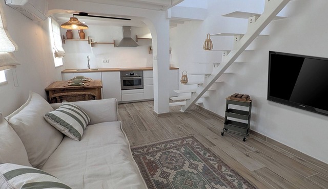 Central, cozy vacation home in the Algarve - close to the beach & town in Porches